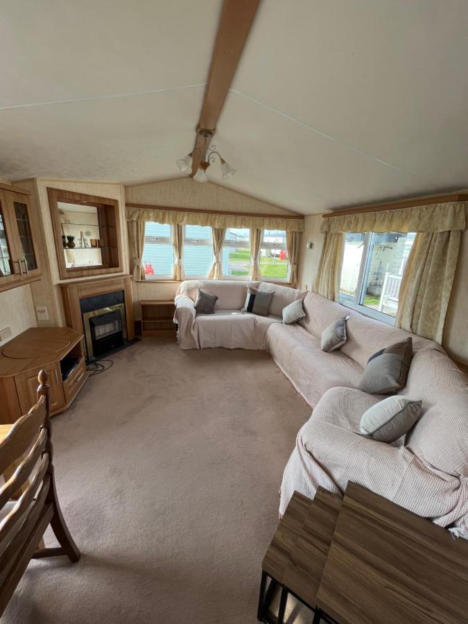 St Osyth Caravan Jaywick Sands Exterior photo